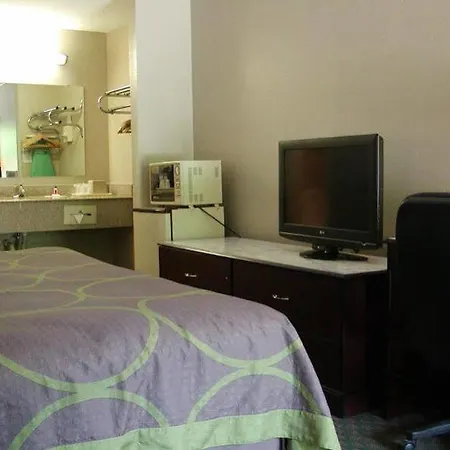 Super 8 Bossier City/Shreveport Area